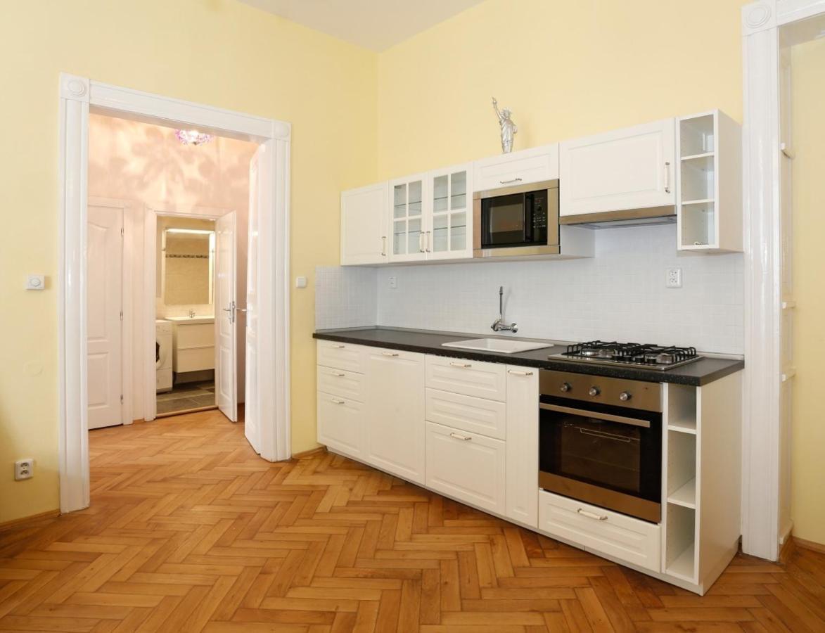 Apartment Pštrossova Praha Pokoj fotografie